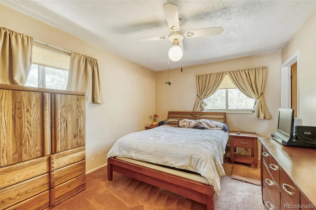5164 W Columbia Place Denver CO 80236