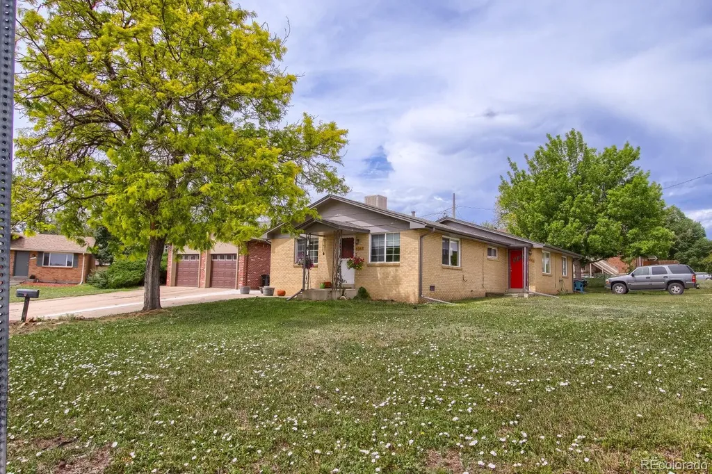 6363 Moore Circle Arvada CO 80004