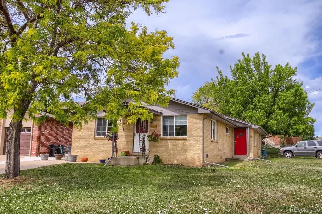 6363 Moore Circle Arvada CO 80004