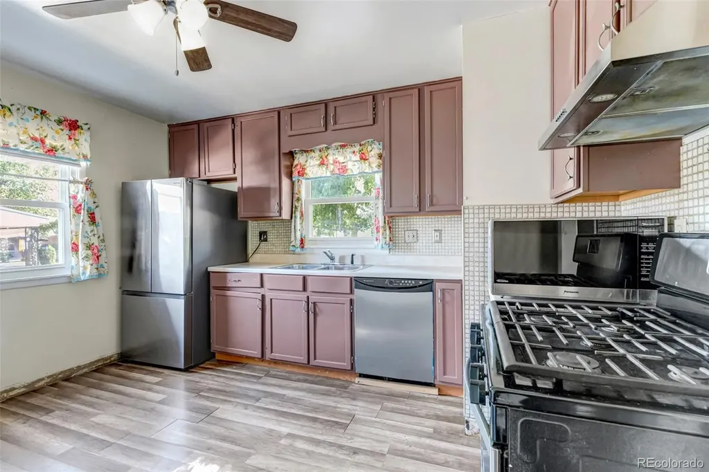 7664 King Street Westminster CO 80030