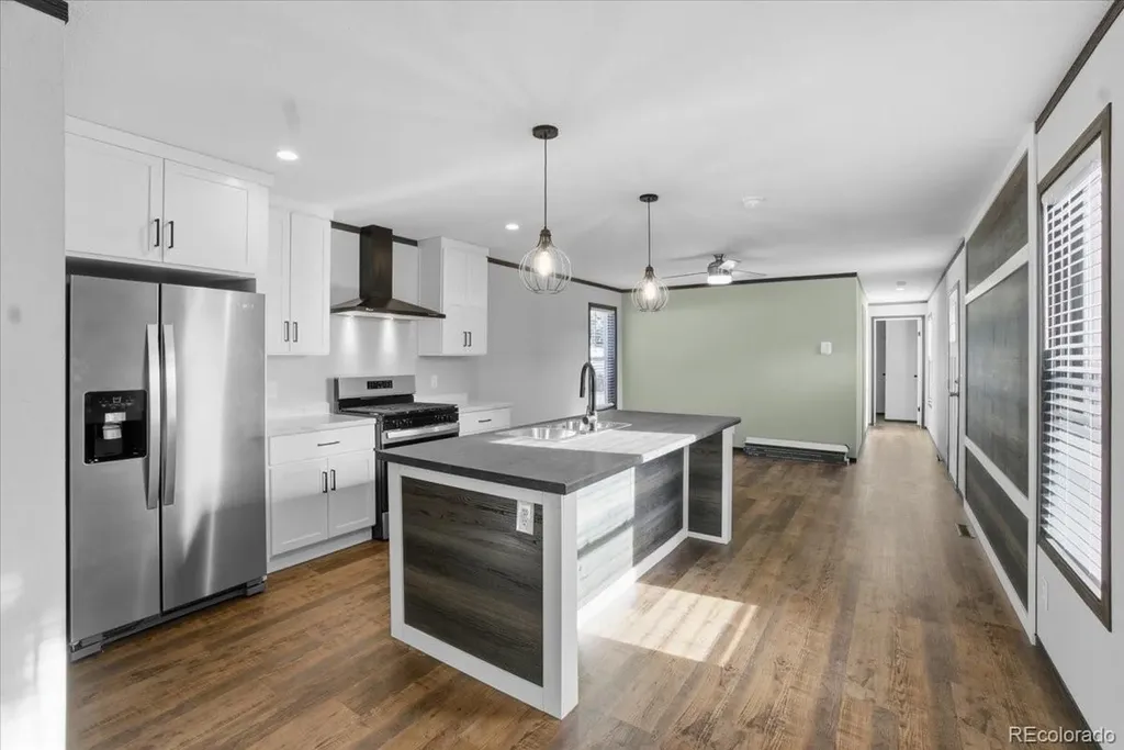 230 N 2nd Berthoud CO 80513
