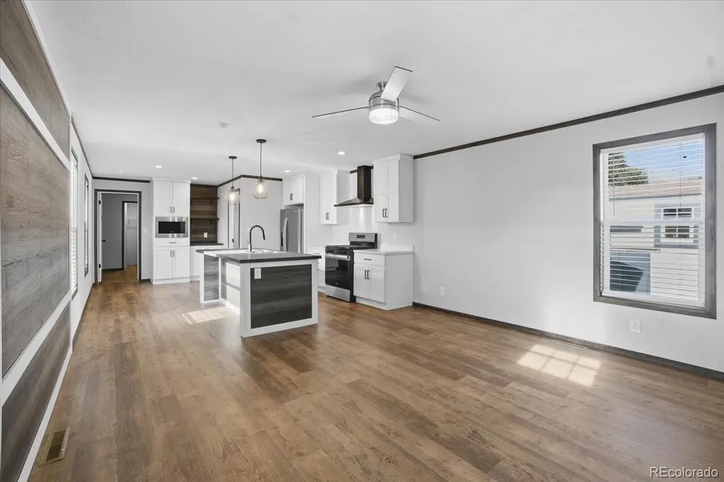 230 N 2nd Berthoud CO 80513