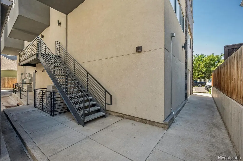 2827 W 25th Avenue Denver CO 80211