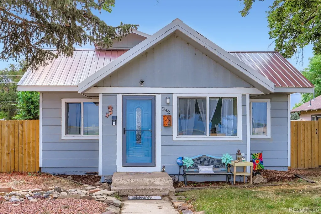 242 Todd Avenue La Salle CO 80645