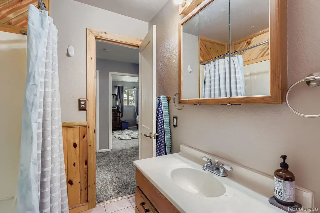 242 Todd Avenue La Salle CO 80645