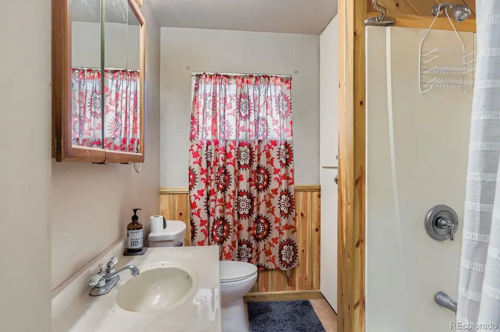 242 Todd Avenue La Salle CO 80645
