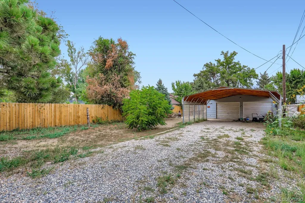 242 Todd Avenue La Salle CO 80645