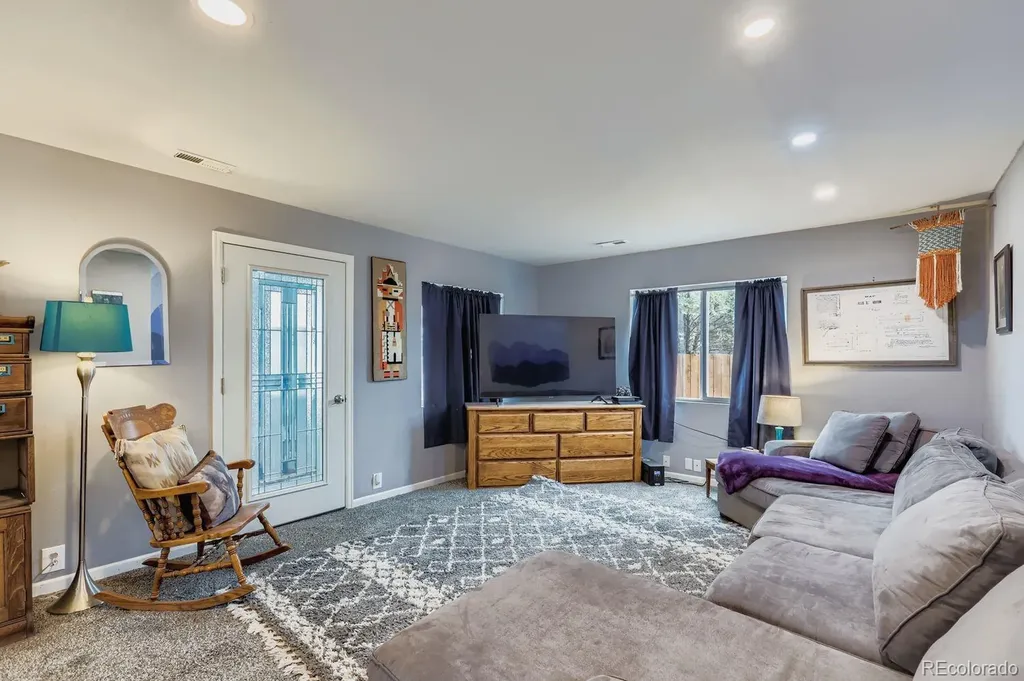 242 Todd Avenue La Salle CO 80645