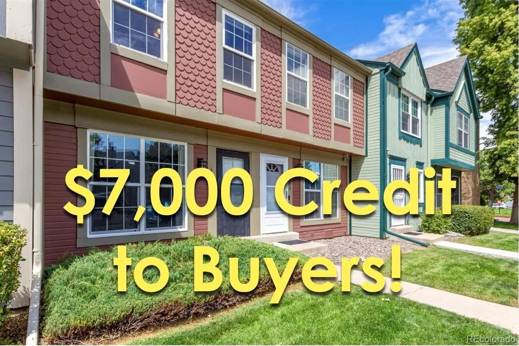 1653 S Blackhawk Way Aurora CO 80012