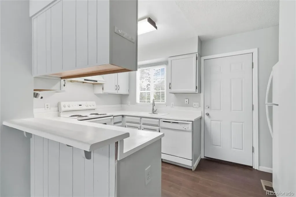 1653 S Blackhawk Way Aurora CO 80012