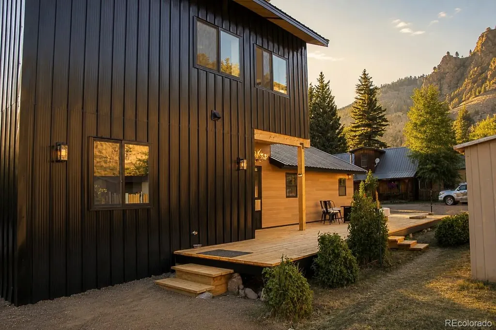 112 E 1st Street Creede CO 81130