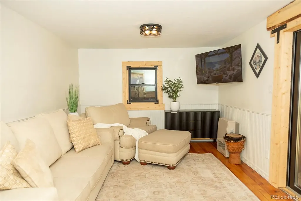 112 E 1st Street Creede CO 81130