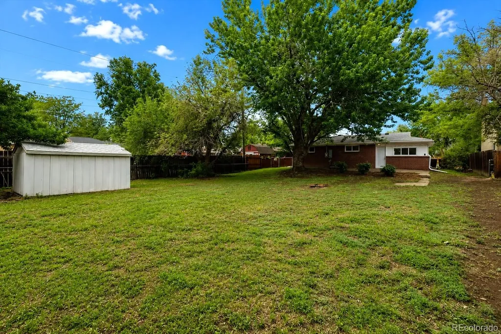 8620 W 52nd Avenue Arvada CO 80002