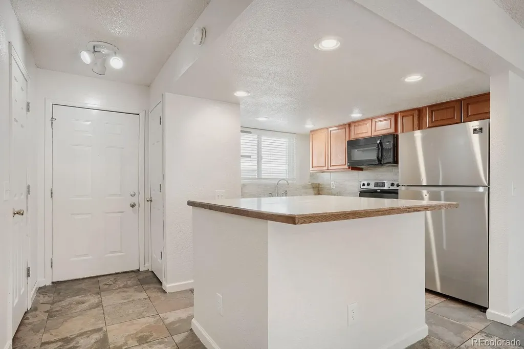 6545 W 84th Way Arvada CO 80003
