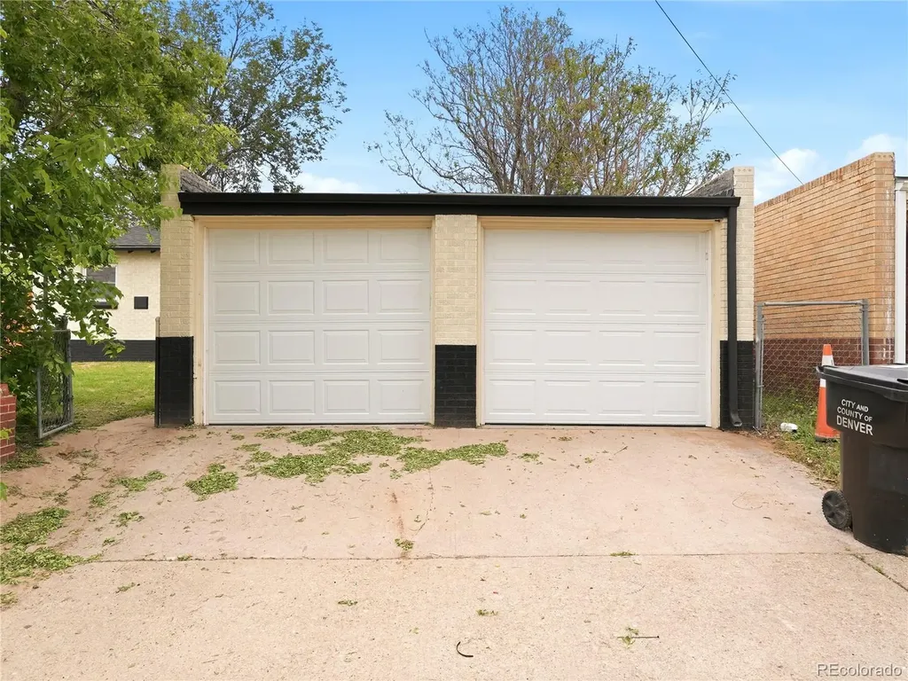 3259 Pontiac Street Denver CO 80207