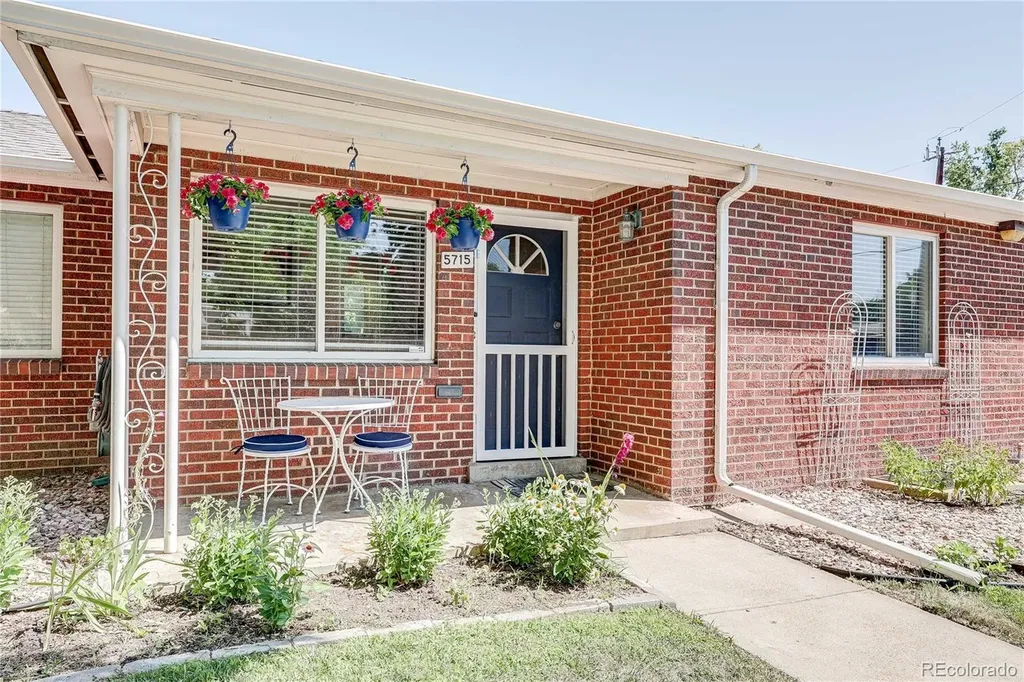 5715 E 13th Avenue Denver CO 80220