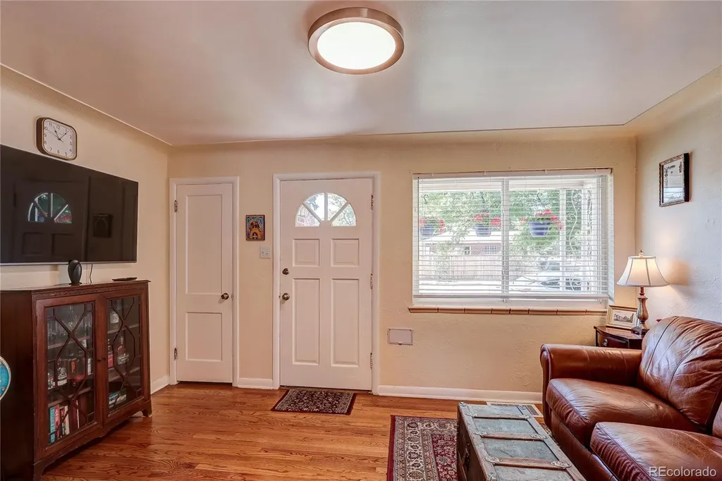 5715 E 13th Avenue Denver CO 80220