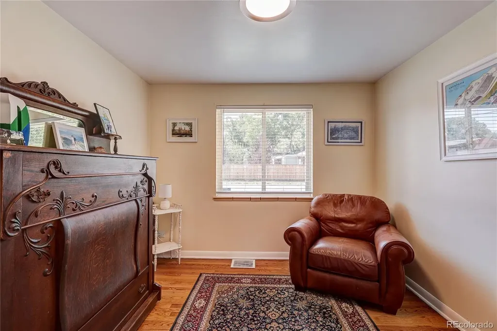 5715 E 13th Avenue Denver CO 80220