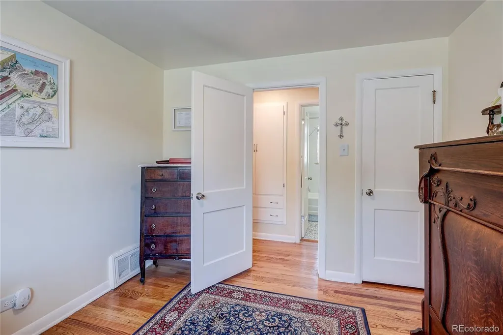 5715 E 13th Avenue Denver CO 80220