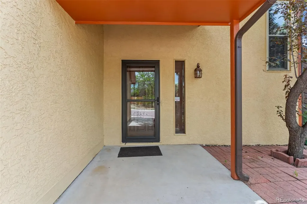 5171 Solar Ridge Drive Colorado Springs CO 80917