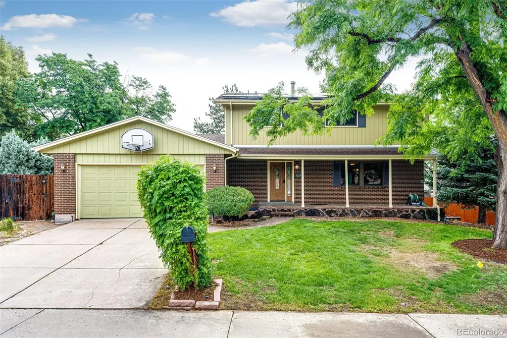 2624 S Field Street Lakewood CO 80227