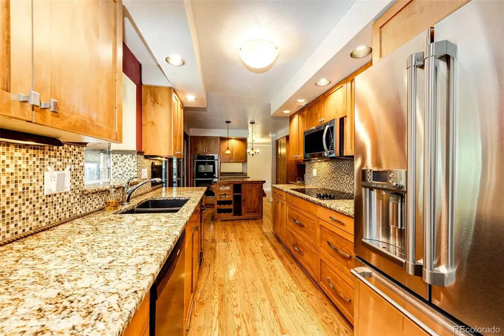 2624 S Field Street Lakewood CO 80227