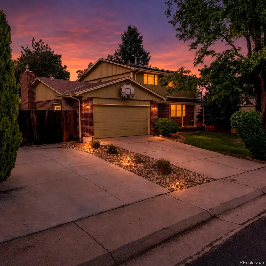 2624 S Field Street Lakewood CO 80227