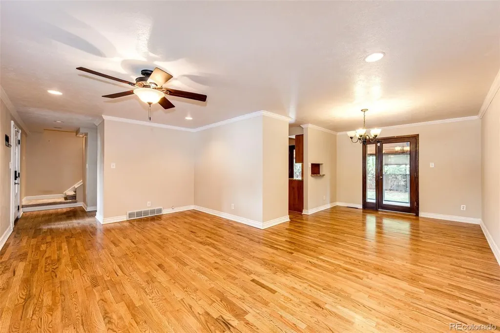 2624 S Field Street Lakewood CO 80227
