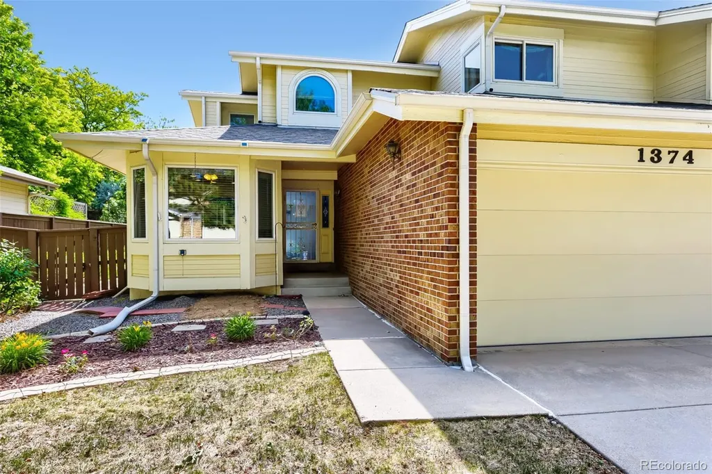 1374 Briar Circle Littleton CO 80126