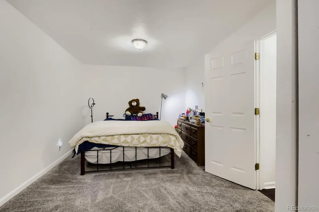 5388 Billings Street Denver CO 80239