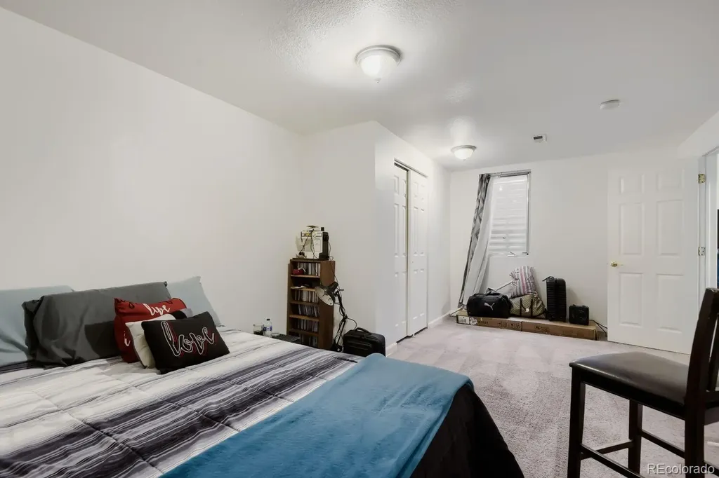 5388 Billings Street Denver CO 80239