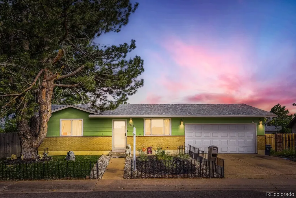 5388 Billings Street Denver CO 80239