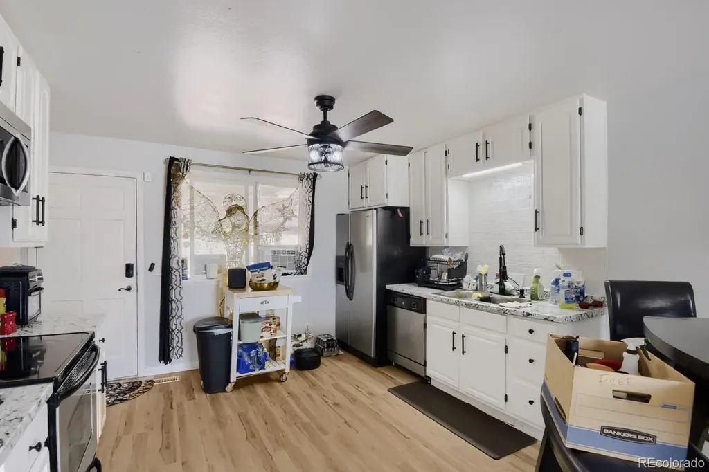 5388 Billings Street Denver CO 80239