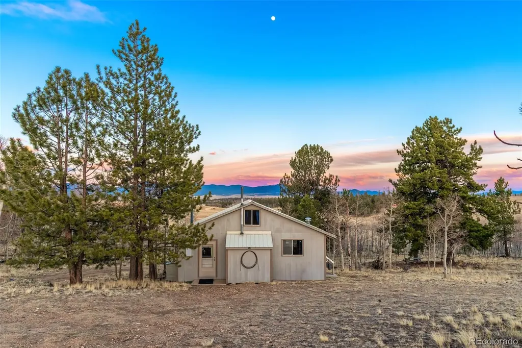 81 Pistol Way Como CO 80432