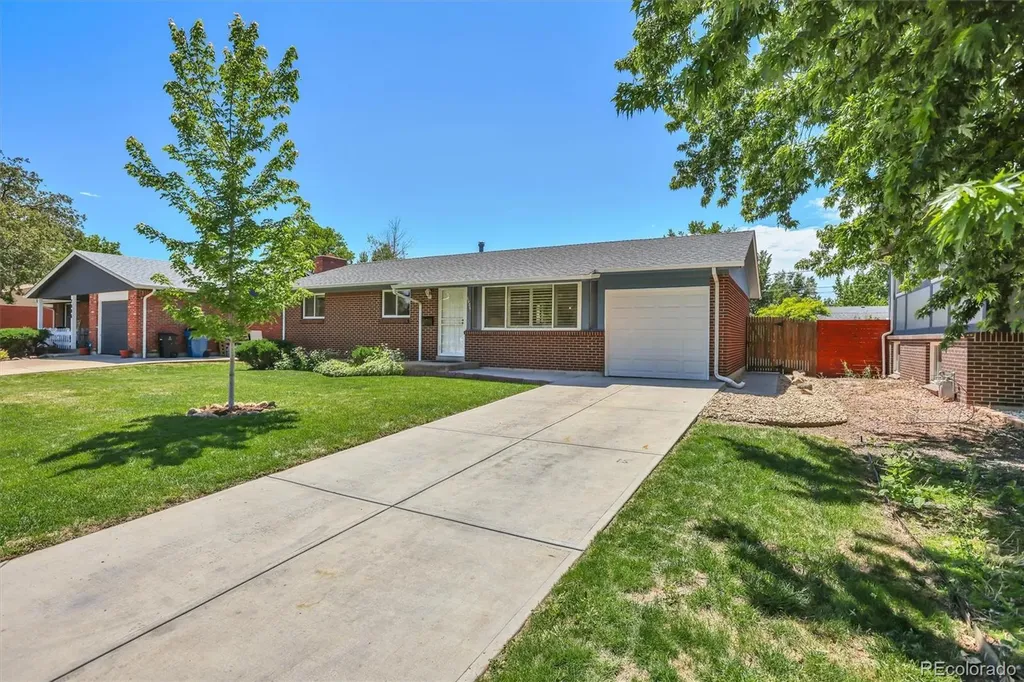 6986 E Louisiana Avenue Denver CO 80224