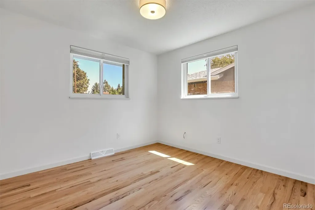 6986 E Louisiana Avenue Denver CO 80224