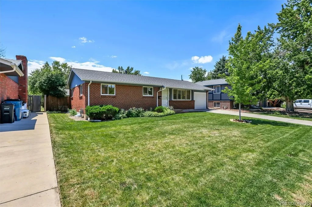 6986 E Louisiana Avenue Denver CO 80224