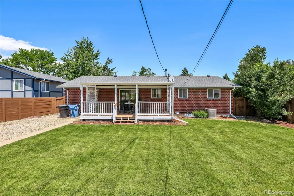 6986 E Louisiana Avenue Denver CO 80224