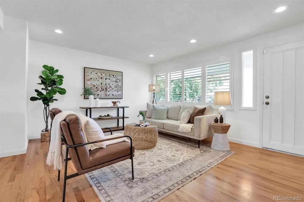 6986 E Louisiana Avenue Denver CO 80224
