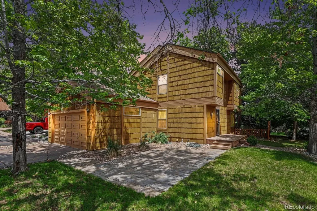 10251 W Ida Avenue Littleton CO 80127