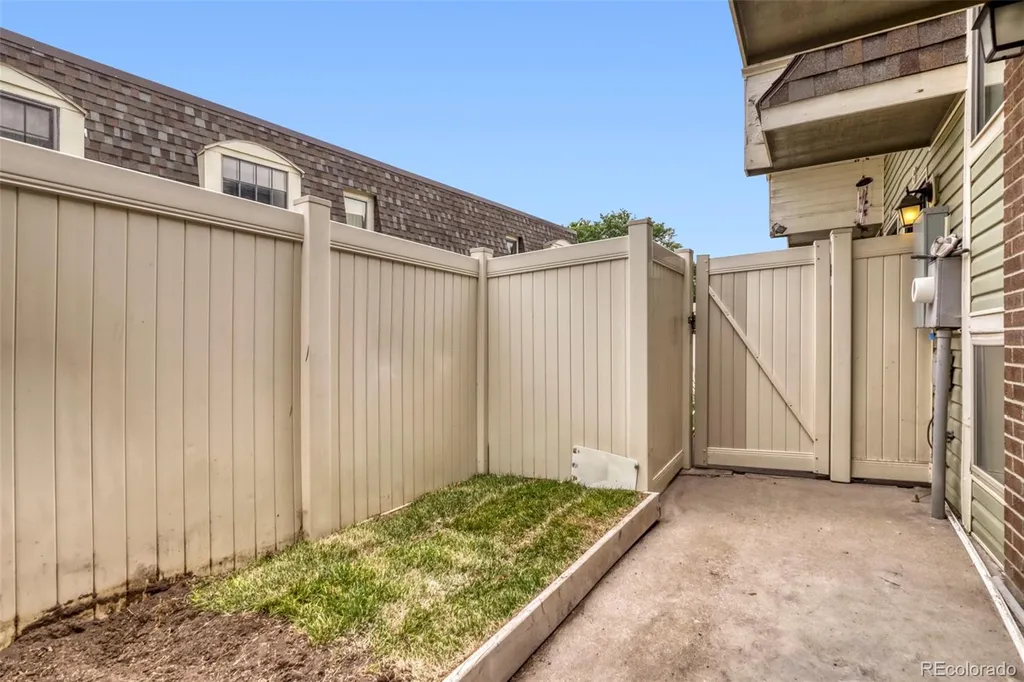 15491 E Wyoming Drive Aurora CO 80017