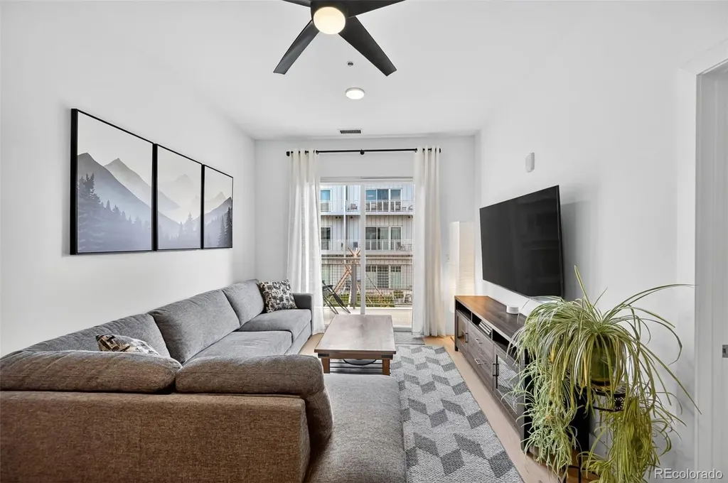 2530 Lawrence Street Denver CO 80205