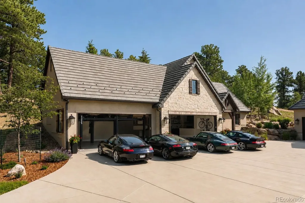 940 Twisted Pine Road Golden CO 80401