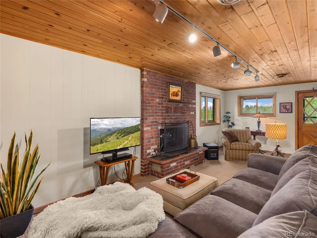 1148 Royal Buffalo Drive Silverthorne CO 80498