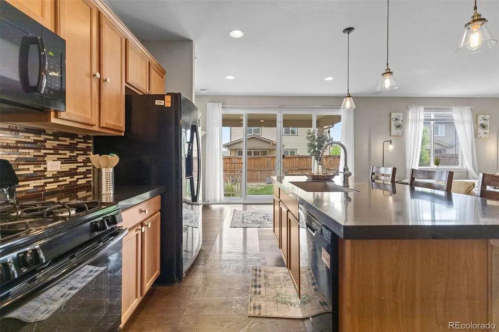 25585 E Maple Place Aurora CO 80018