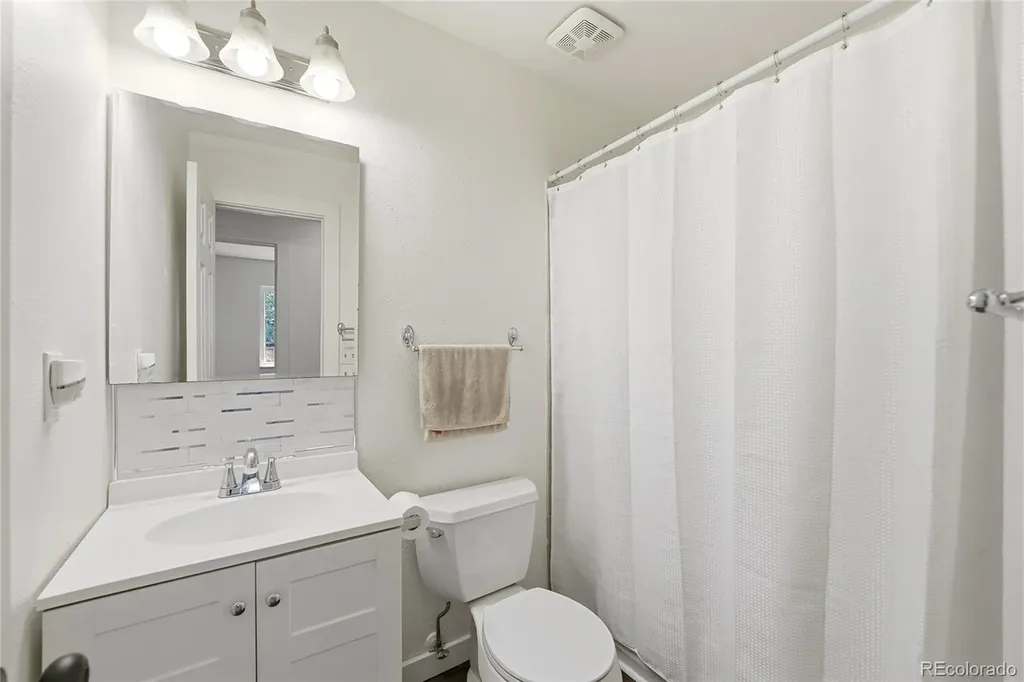 2950 W 133rd Avenue Broomfield CO 80020