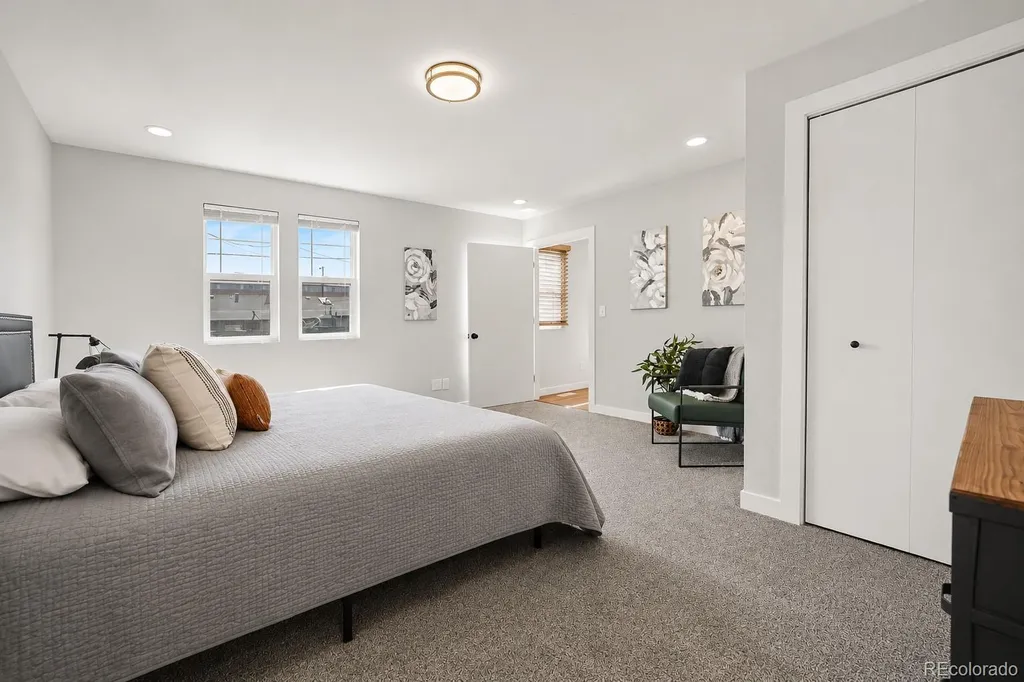 2210 S Hooker Way Denver CO 80219