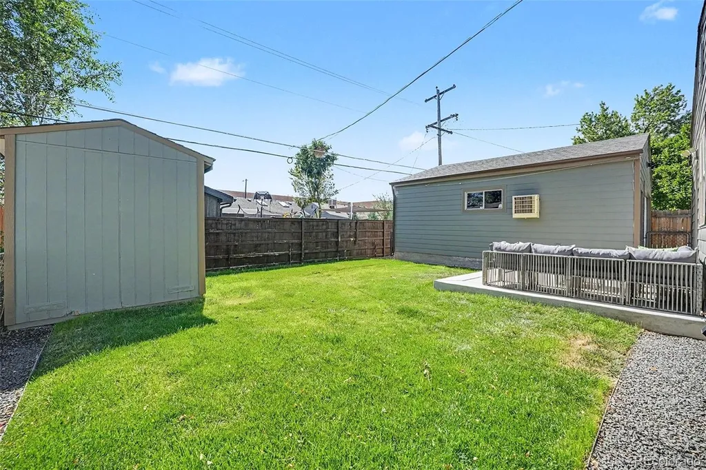 2210 S Hooker Way Denver CO 80219