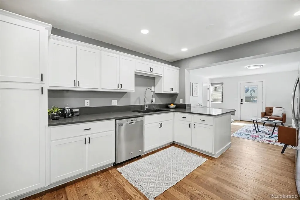2210 S Hooker Way Denver CO 80219