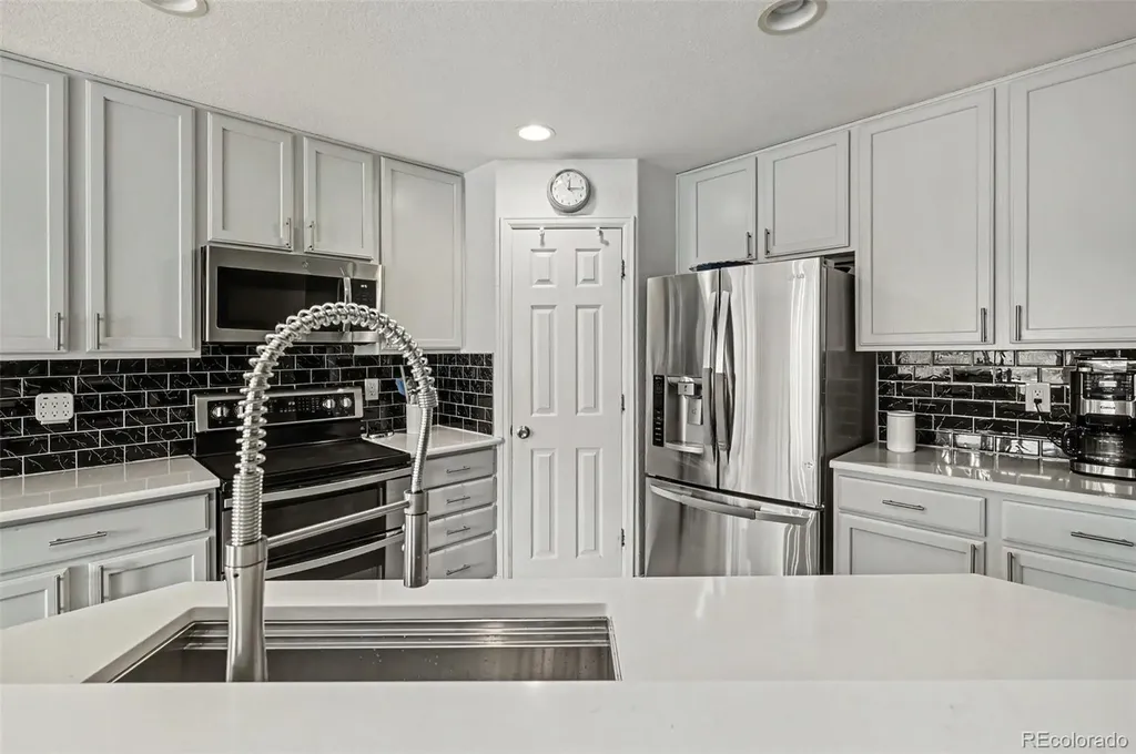 7858 S Zante Court Aurora CO 80016